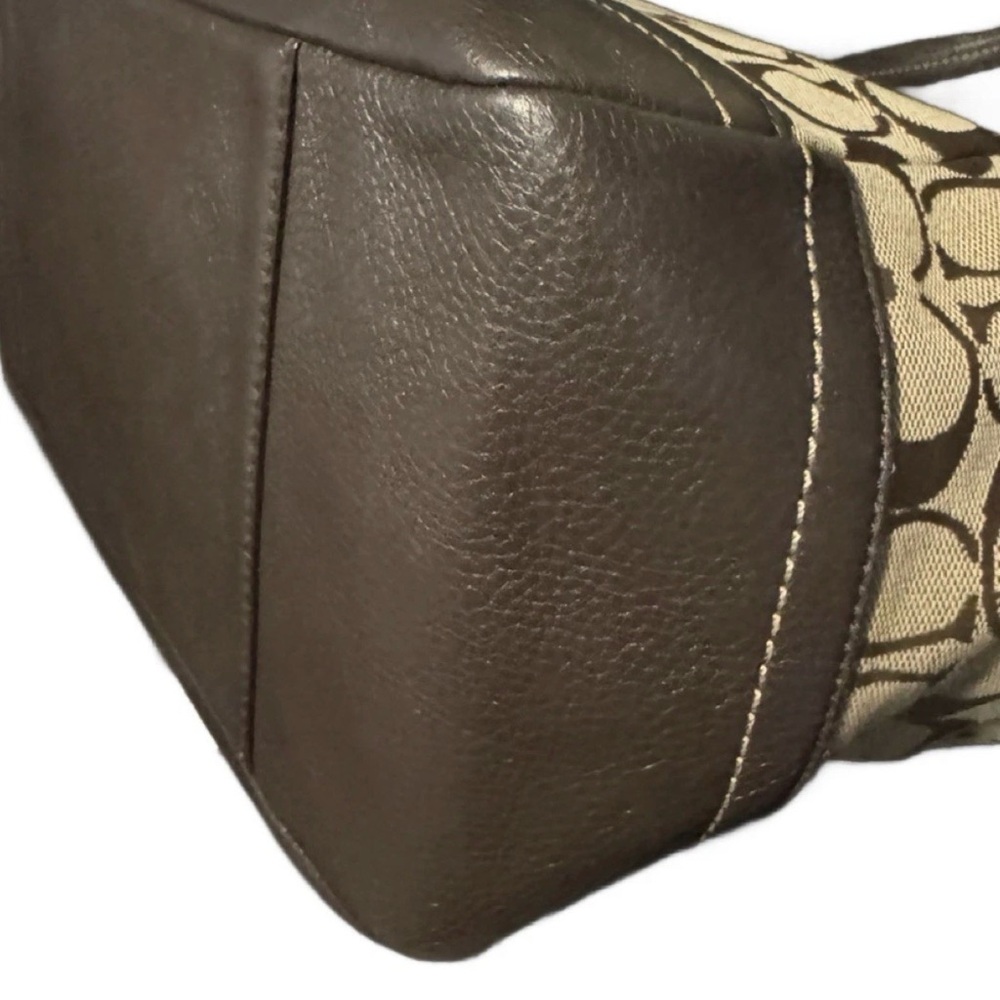 Coach Park Signature Carrie Tote Bag - EUC - Picture 7 of 8